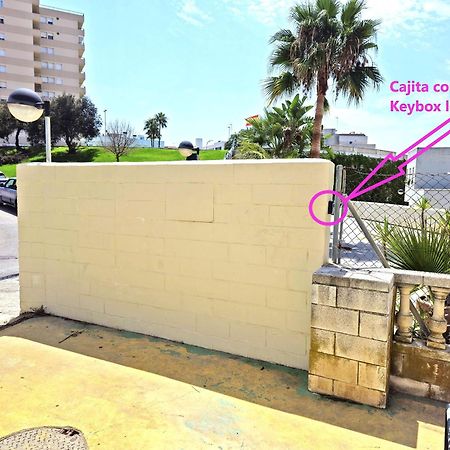 On Beach Deluxe Apartment With Pools And Own Garden エル・プエルト・デ・サンタ・マリア エクステリア 写真