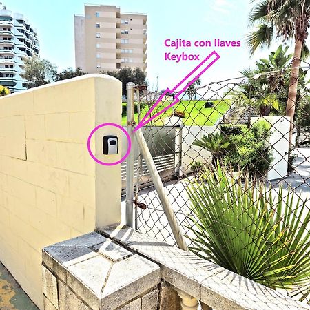 On Beach Deluxe Apartment With Pools And Own Garden エル・プエルト・デ・サンタ・マリア エクステリア 写真