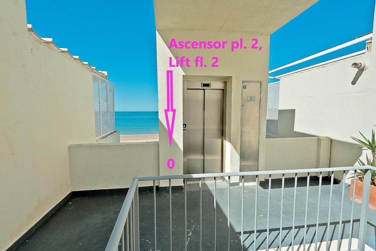 On Beach Deluxe Apartment With Pools And Own Garden エル・プエルト・デ・サンタ・マリア エクステリア 写真